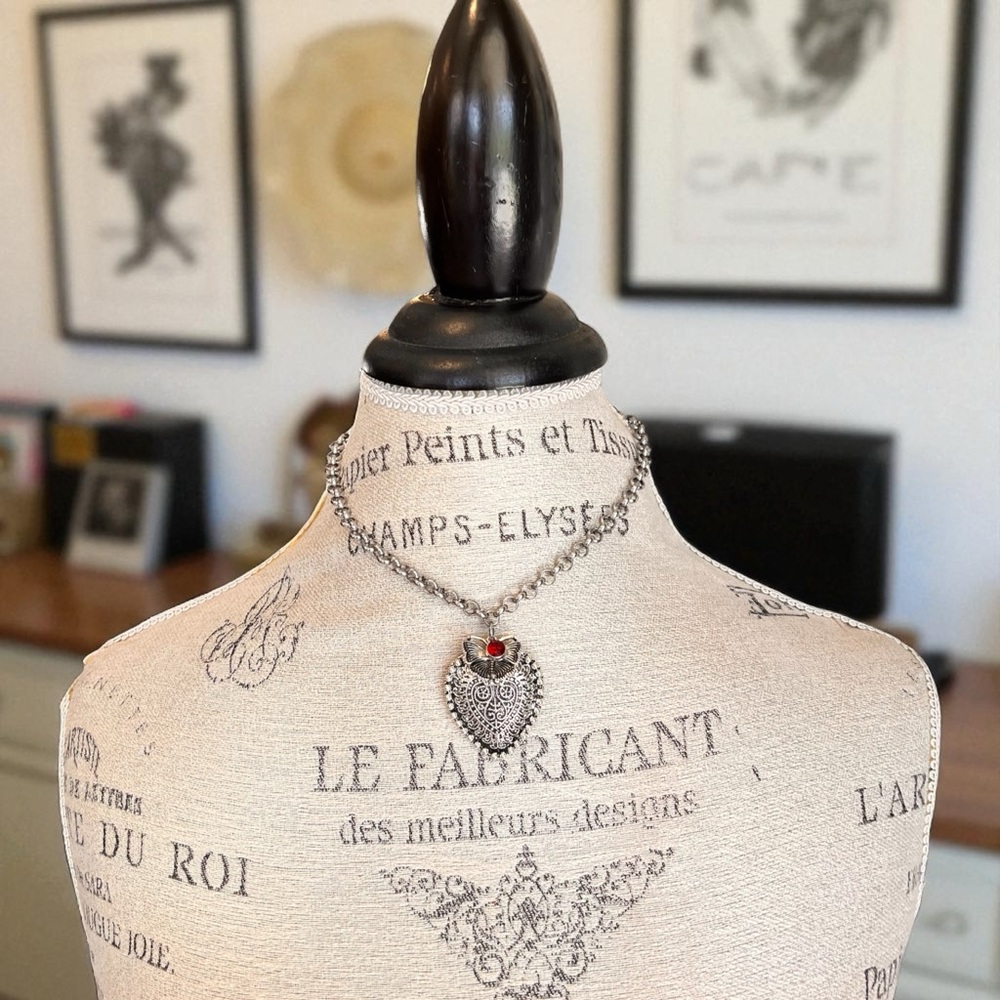Beautiful Silver Toned Heart Necklace with Butterfly and Red Gem Charm 16.5” - Picture 6 of 17